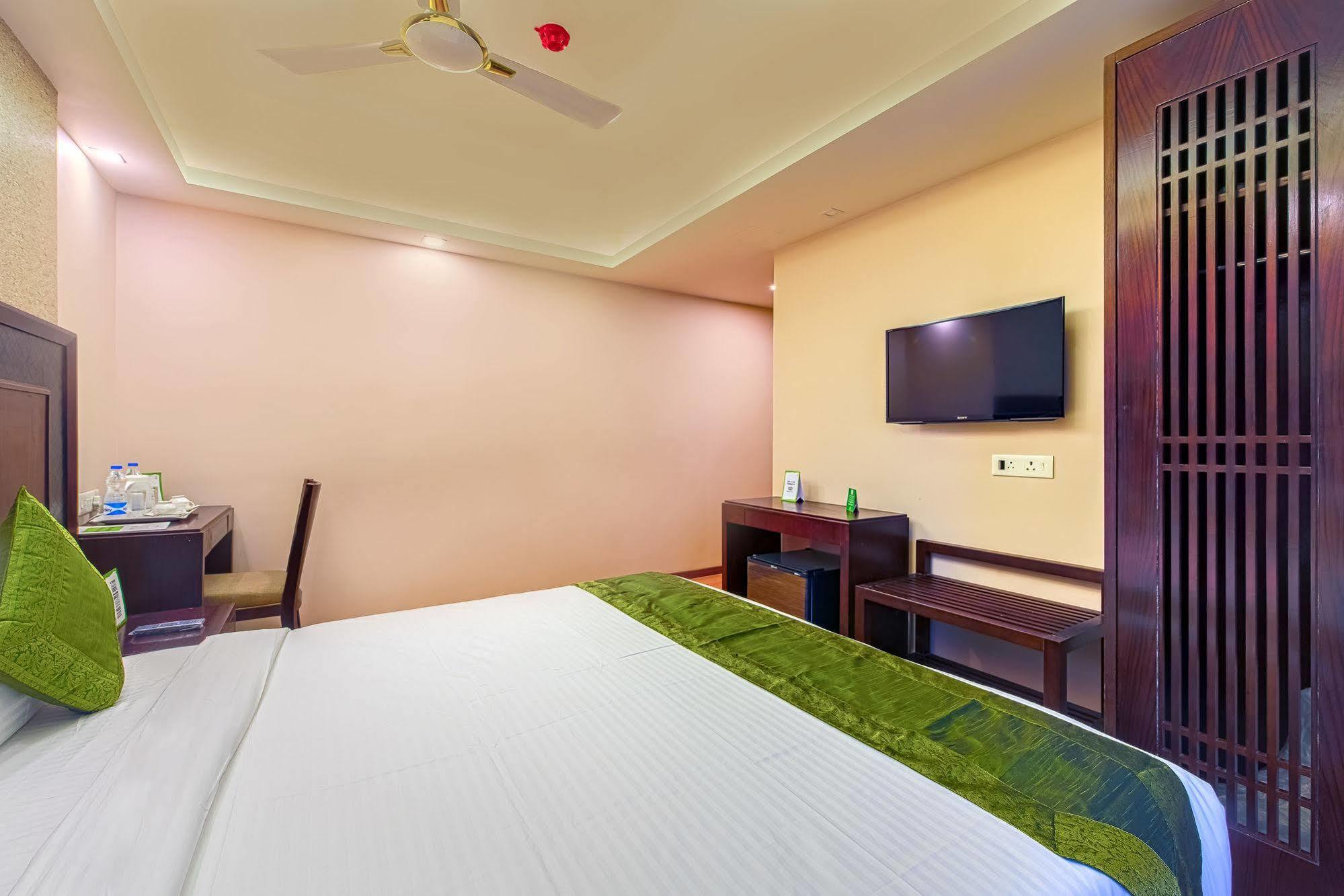 Treebo Vedanta Hotel Kalkutta Kültér fotó